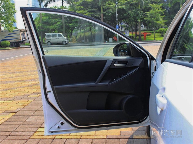 2015款 三廂 1.6MT精英型