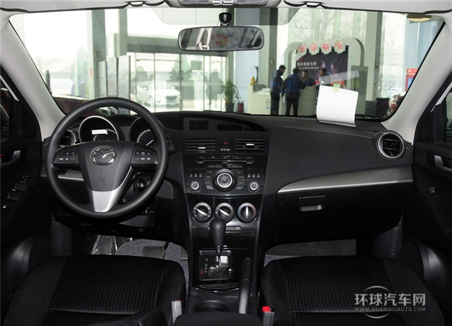 2015款 三廂 2.0AT運動型