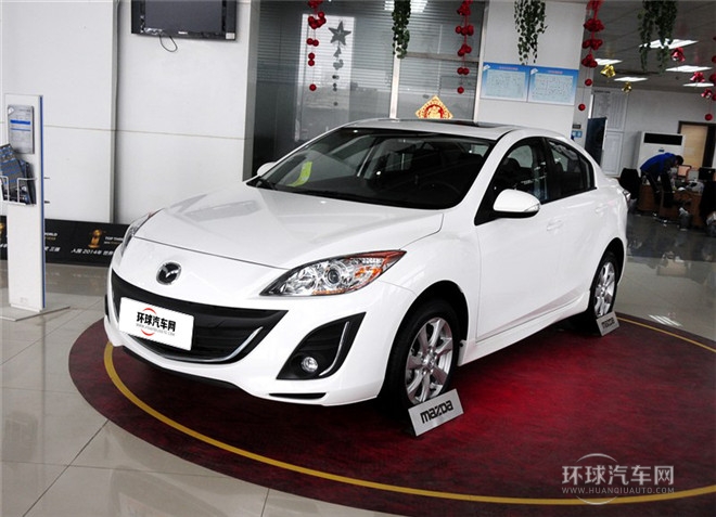 2015款 三廂 2.0AT運動型