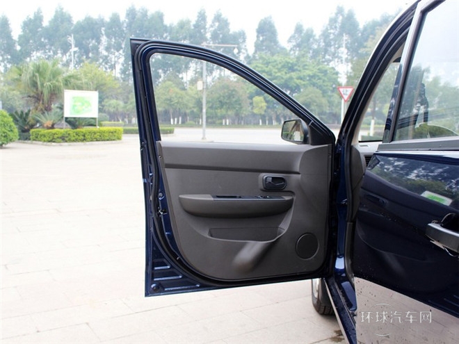 2014款 1.5LS 自動舒適型L2B