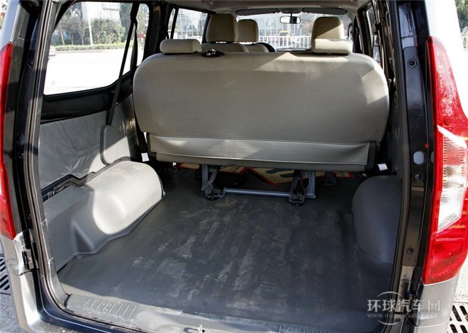 2015款 1.8L 舒適型