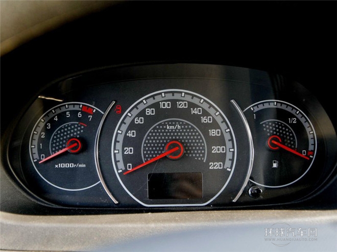 2015款 1.8L 舒適型