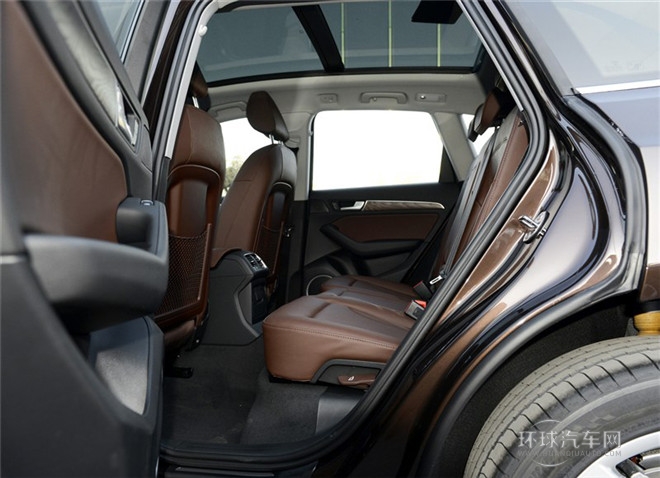 2015款 40 TFSI 舒適型