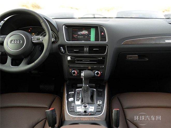 2015款 40 TFSI 舒適型