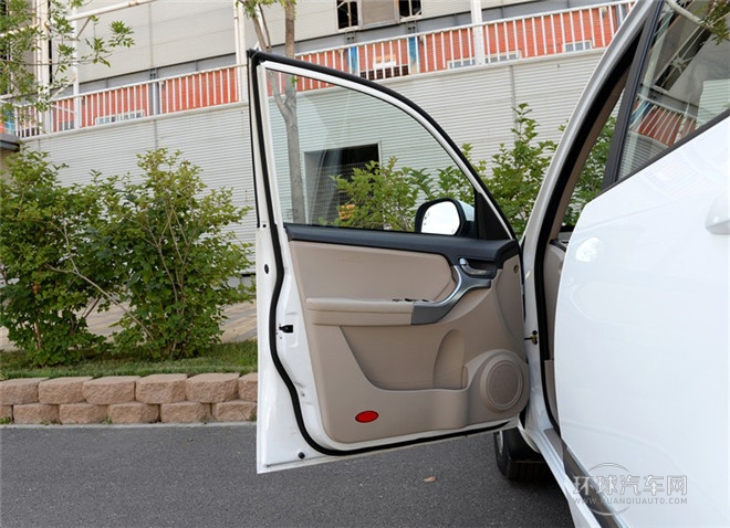 2014款?1.6L 魔力版 手動尊尚版