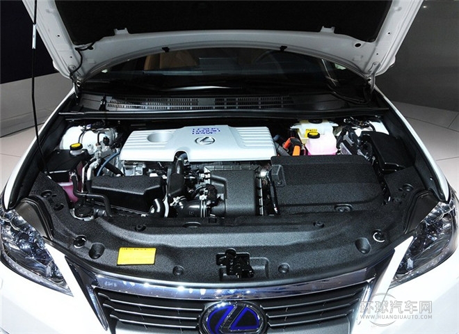 2014款 200h 1.8L 自動 領先版（單色）