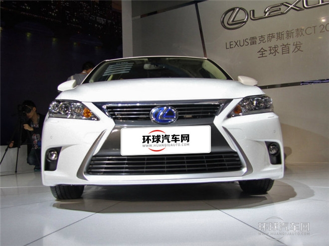 2014款 200h 1.8L 自動 領(lǐng)先版（單色）