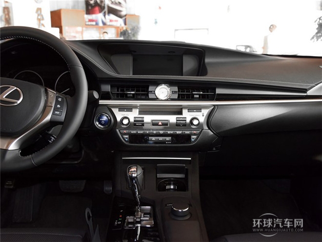 2014款 300h 精英版