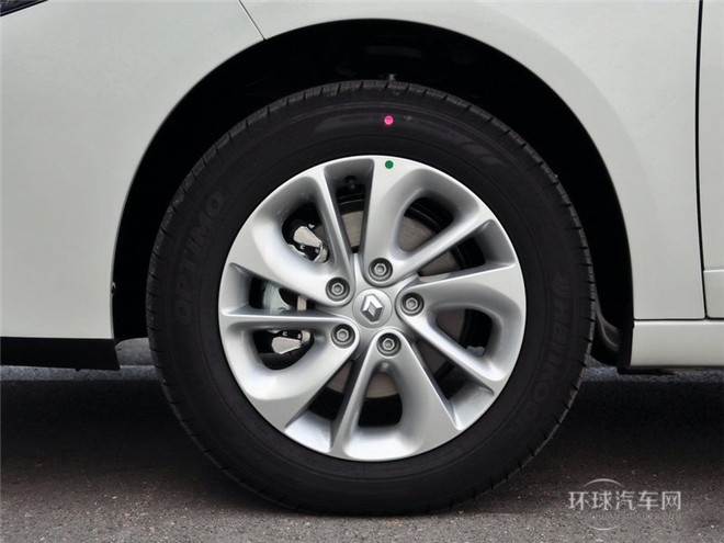 2015款 2.0L 豪華導航版