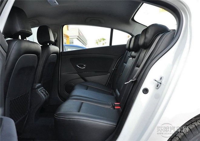 2015款 2.0L 豪華導(dǎo)航版