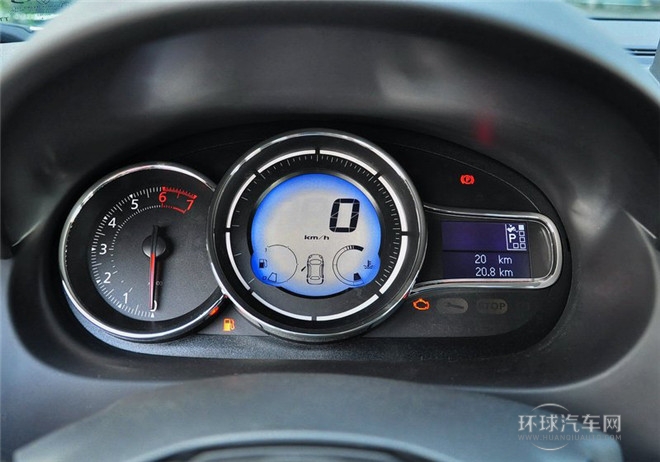 2015款 2.0L 豪華導航版