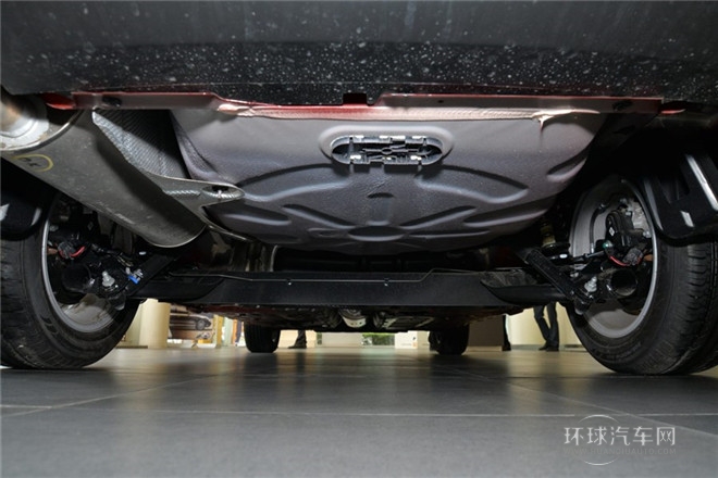 2015款 2.0L 標(biāo)準(zhǔn)版