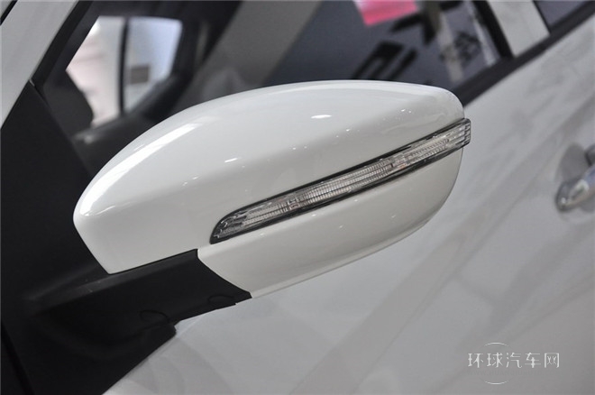 2014款 1.5L CVT豪華型