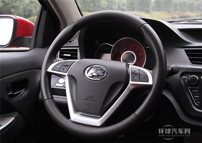 2014款 1.5L 手動(dòng)精英型