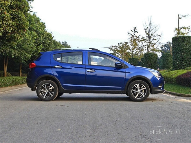 2014款 1.5L 手動尊貴型