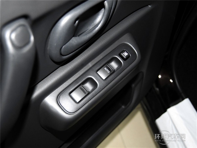 2015款 1.3 MT Mode3導航版