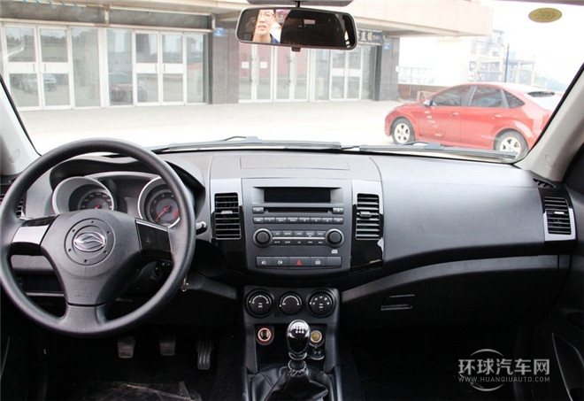 2014款 探索版 2.0T 柴油4X2超豪華型