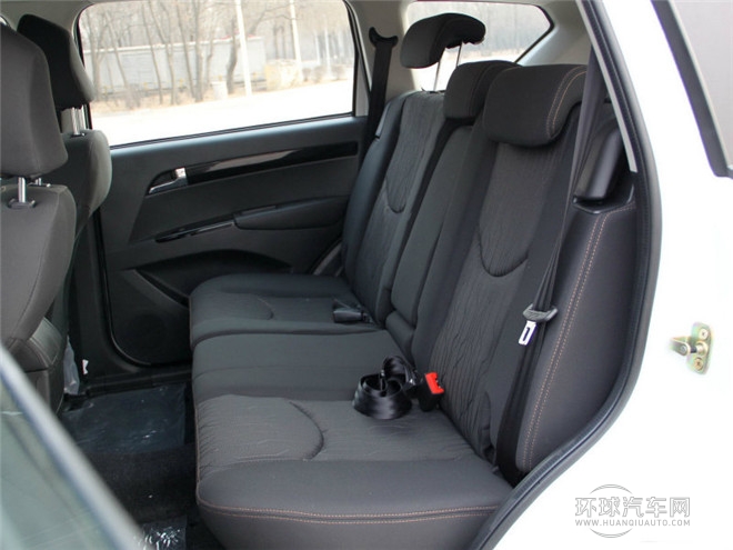 2014款 探索版 2.0T 柴油4X2豪華型