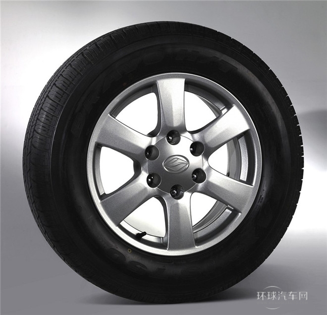 2014款 探索版 2.0T 柴油4X4超豪華型