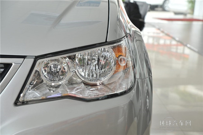 2014款 探索版 2.0T 柴油4X4超豪華型