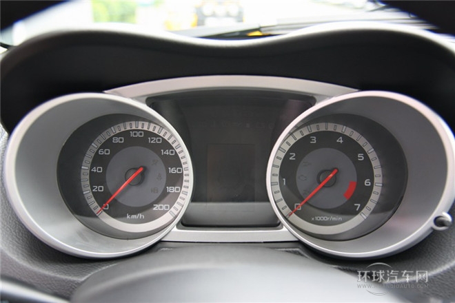 2014款 探索版 2.0T 汽油4x2超豪華型