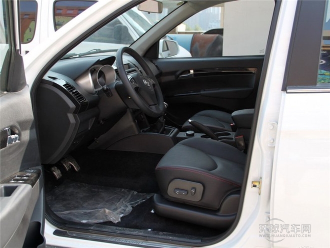 2014款 探索版 2.0T 汽油4x4豪華型