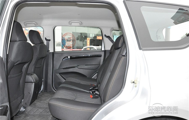 2014款 探索版 2.4L 汽油4X2超豪華型