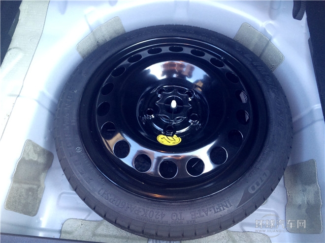 2015款 1.5L 手動舒適超值導航版