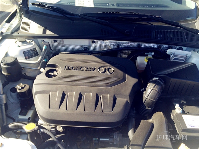 2015款 1.5L 手動舒適超值導航版