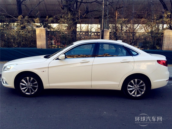 2015款 1.5L 手動舒適超值導(dǎo)航版