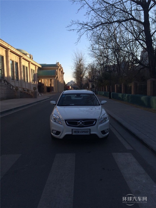 2015款 1.5L 手動舒適超值導航版