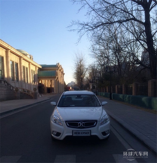 2015款 1.5L 手動舒適超值導航版