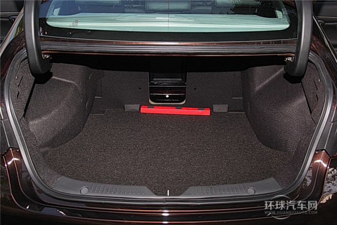 2015款 1.8T 自動精英型