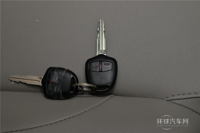 2015款 1.6L 手動樂購版