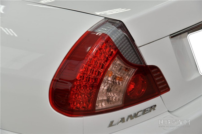 2015款 1.6L 手動樂購版