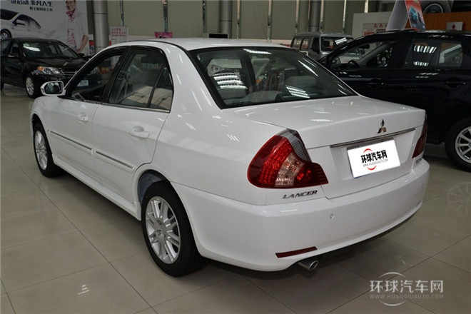 2015款 1.6L 手動樂購版