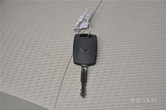 2015款 1.5L 舒適型