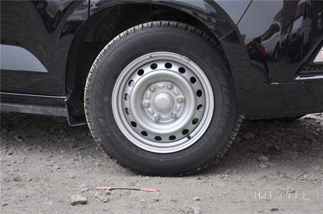 2015款 1.5L 舒適型