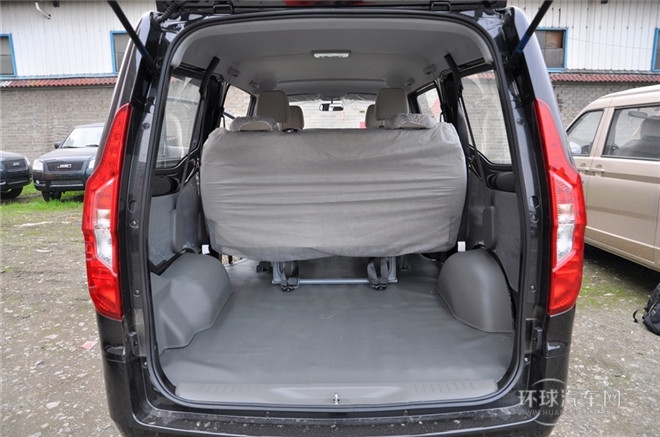 2015款 1.5L 舒適型