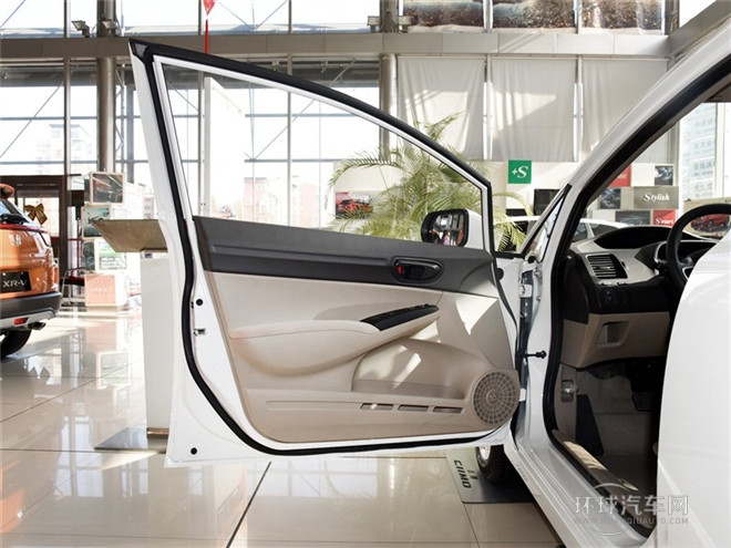 2015款 1.8L EXI 自動