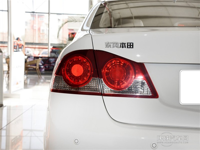 2015款 1.8L EXI 自動