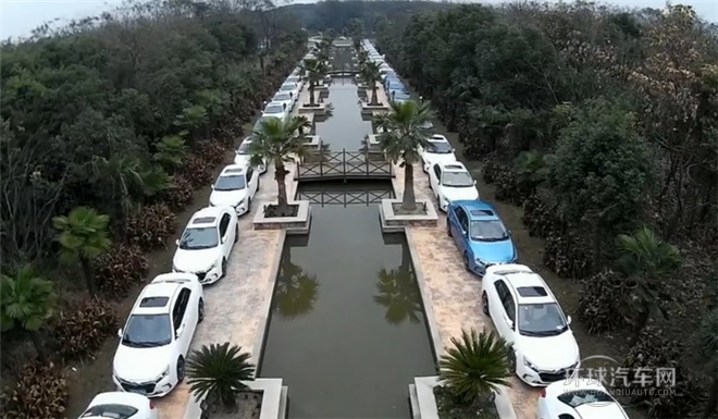 2014款 1.5T 酷黑騎士尊貴型