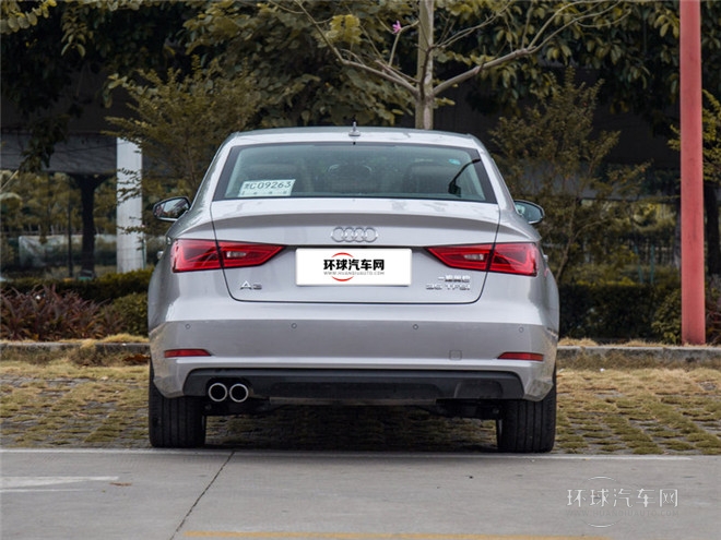 2015款 Limousine 40 TFSI 自動豪華型