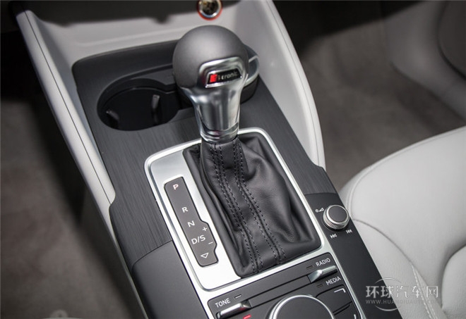 2015款 Limousine 40 TFSI 自動舒適型