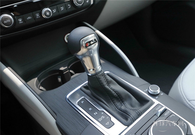 2015款 Sportback 40 TFSI 自動豪華型