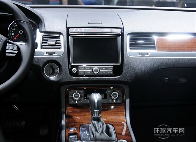 2015款 3.0TSI V6 耀銳限量版