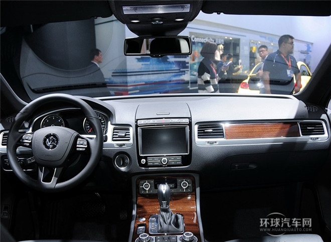 2015款 3.0TSI V6 耀銳限量版