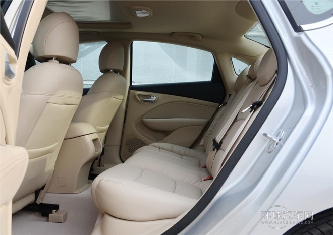 2015款 1.4T 手動勁享版