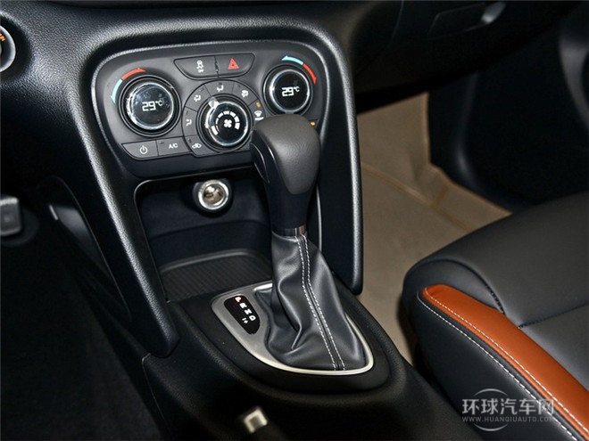 2015款 1.4T 自動勁享版