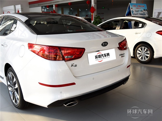 2015款 2.0L 自動LUX